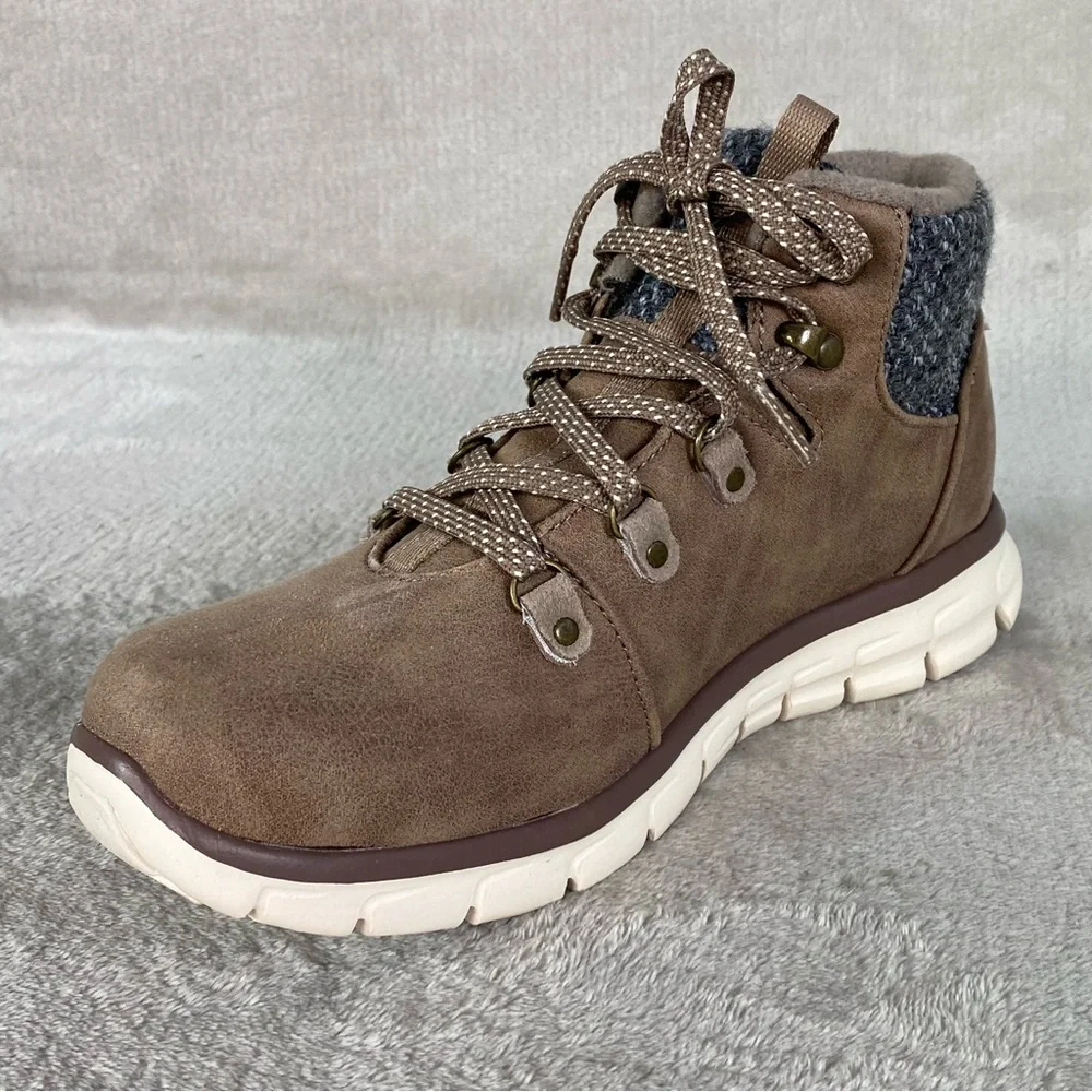 Skechers Cold Daze Boots‎ Womens Size 10 Brown Faux Fur Lined Ankle Hiking